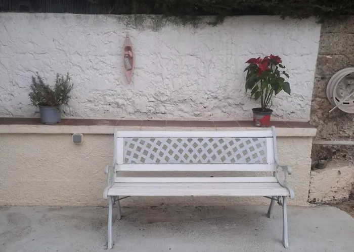 Maison Du Bonheur Calme Et Verdure Homestay szállás *