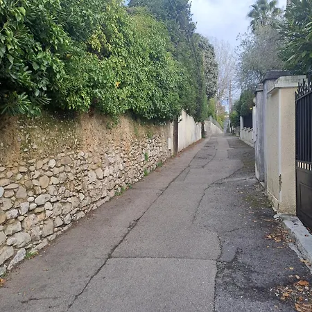 Проживание в семье Maison Du Bonheur Calme Et Verdure Ницца
